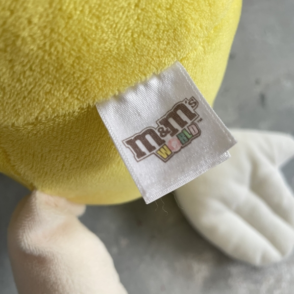 M&M’s żółty maskotka pluszak duży